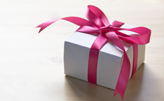 ◆従業員の誕生日にはバースデープレゼント